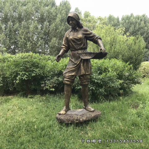 铜雕田园播种人物雕像