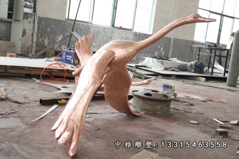铜雕公园天鹅
