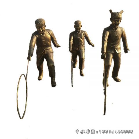 铜雕推铁环人物雕塑
