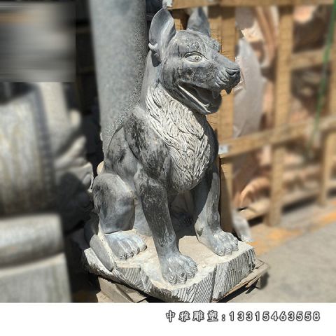 青石狗公园动物雕塑
